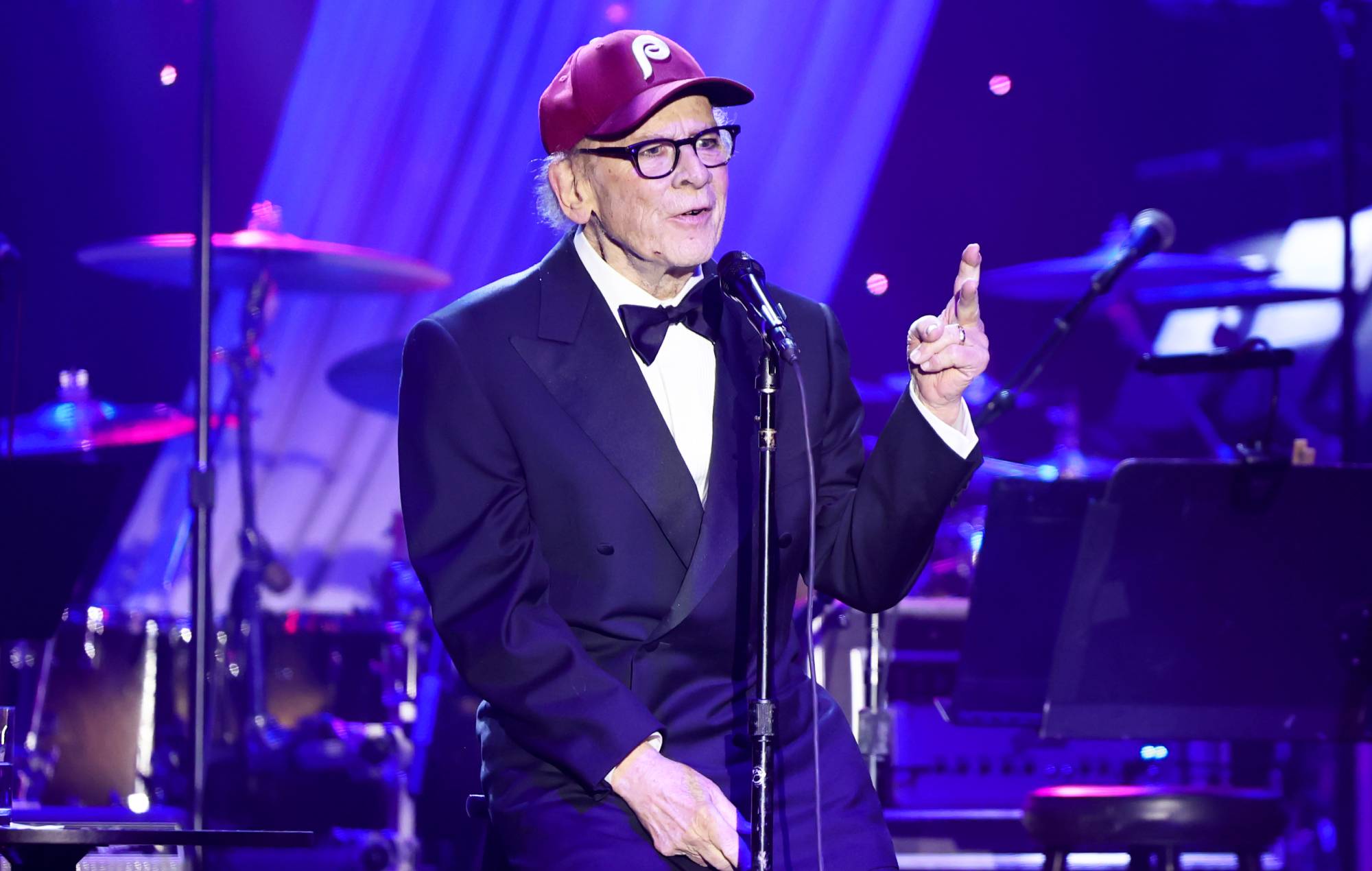 Art Garfunkel Postpones British Tour Following Respiratory Diagnosis